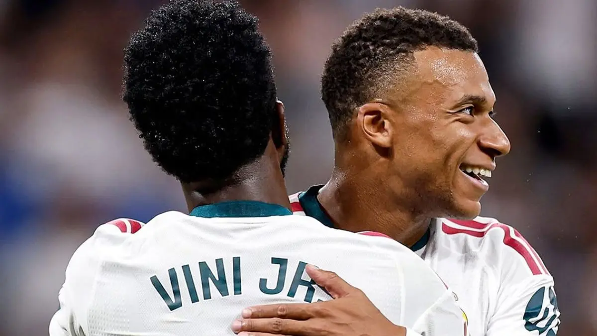 Debut Manis di Laga Kandang, Jose Mourinho Beri Pujian Khusus untuk Kylian Mbappe - Image