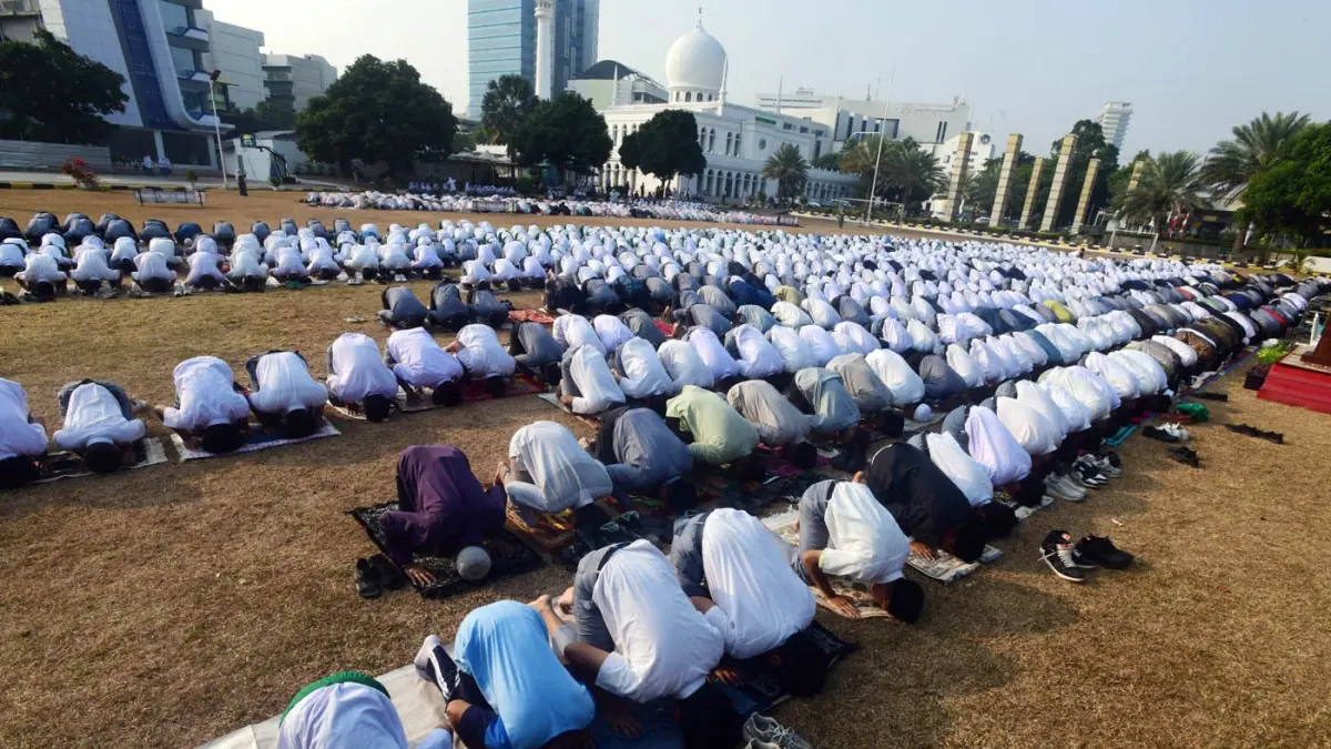 Salat Istisqa Memohon Hujan - Image