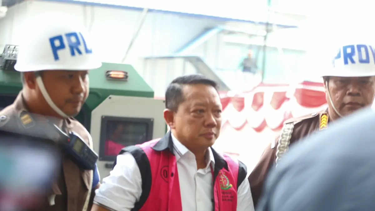Pemeriksaan lanjutan Febrie Adriansyah di Kejaksaan Agung - Image