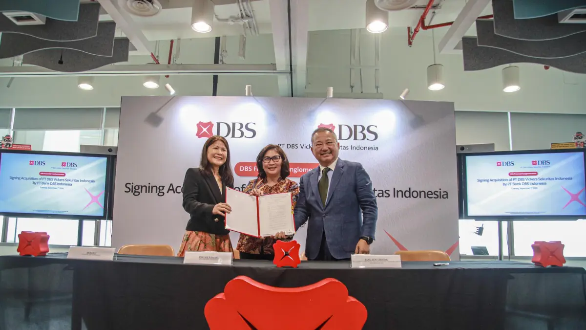 Dari kiri Direktur Keuangan PT Bank DBS Indonesia Minarti, Direktur Hukum, Kepatuhan dan Sekretariat PT Bank DBS Indonesia Imelda Widjaja, Presiden Direktur PT Saratoga Investama Sedaya Tbk, Lany Djuwita, dan Direktur DBS Vickers Securities (Singapore) Pt
