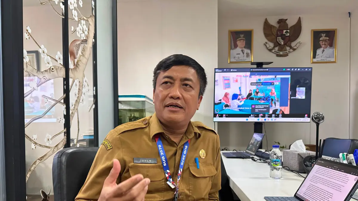 NIK Jadi Kunci Layanan Publik, Disdukcapil Surabaya Dorong Warga Benahi Data Kependudukan - Image
