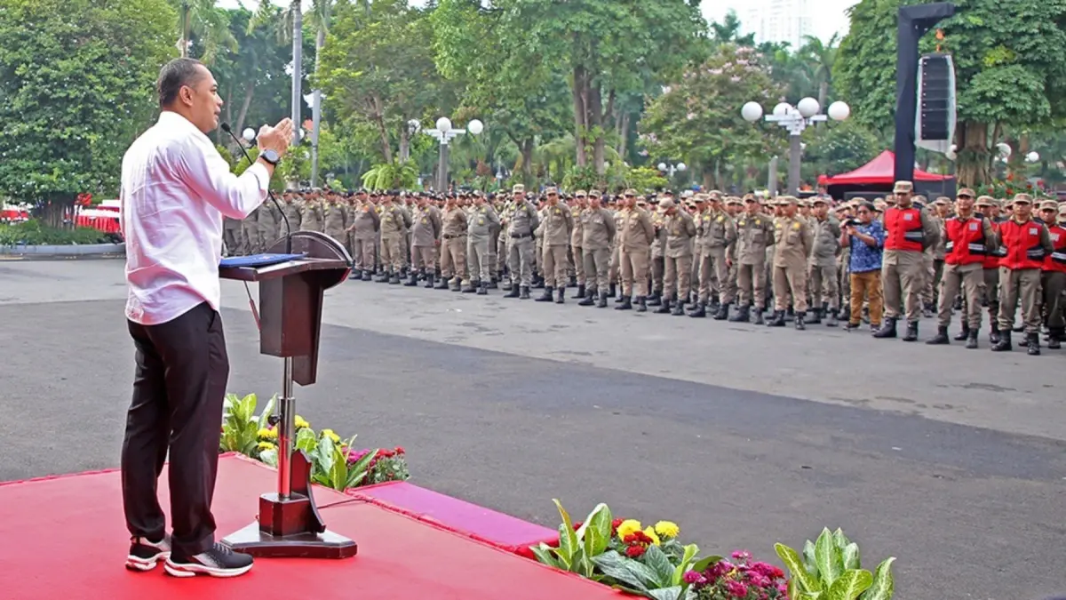 Oknum Satpol PP Surabaya Dipecat usai Pungli Rekrutmen Pegawai Rp 25 Juta - Image