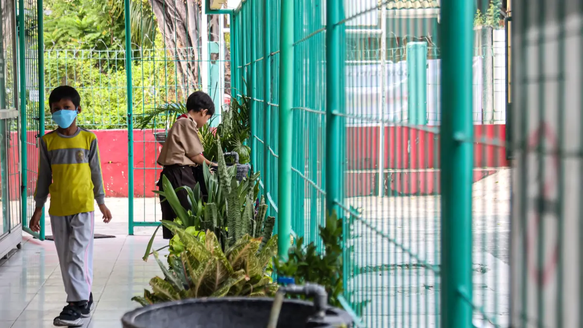 Sejumlah siswa mengikuti kegiatan belajar mengajar (KBM) di SD Negeri 15 Slipi, Jakarta, Rabu (09/09/2026). (Hanung Hambara/ Jawa Pos)