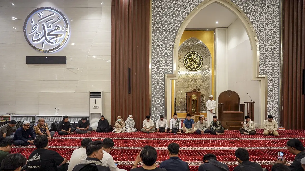 PFI Tangerang Gelar Doa Bersama untuk Keselamatan Jurnalis Hilang Kontak di Selat Sunda - Image