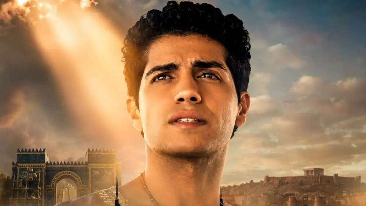 Mena Massoud, membintangi film epik Daniel and the Fiery Furnace. (Istimewa) - Image