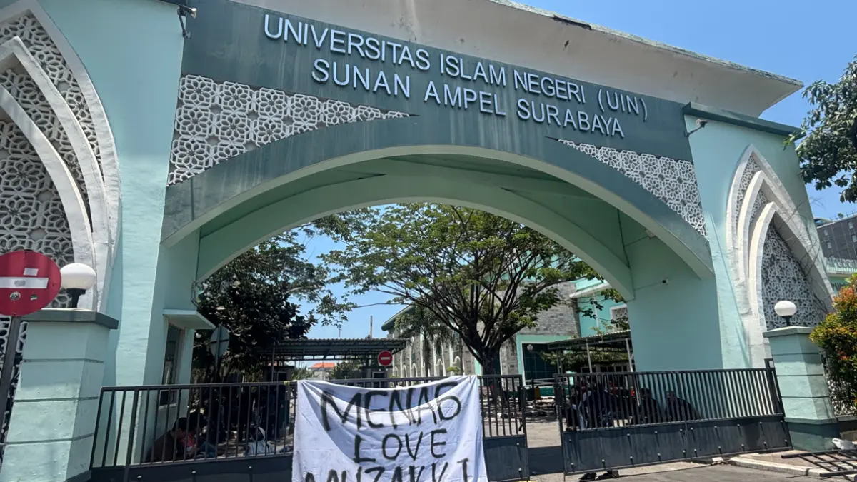 Tak Ada Batas Waktu, Mahasiswa UINSA Siap Segel Kampus hingga Rektor Turun - Image