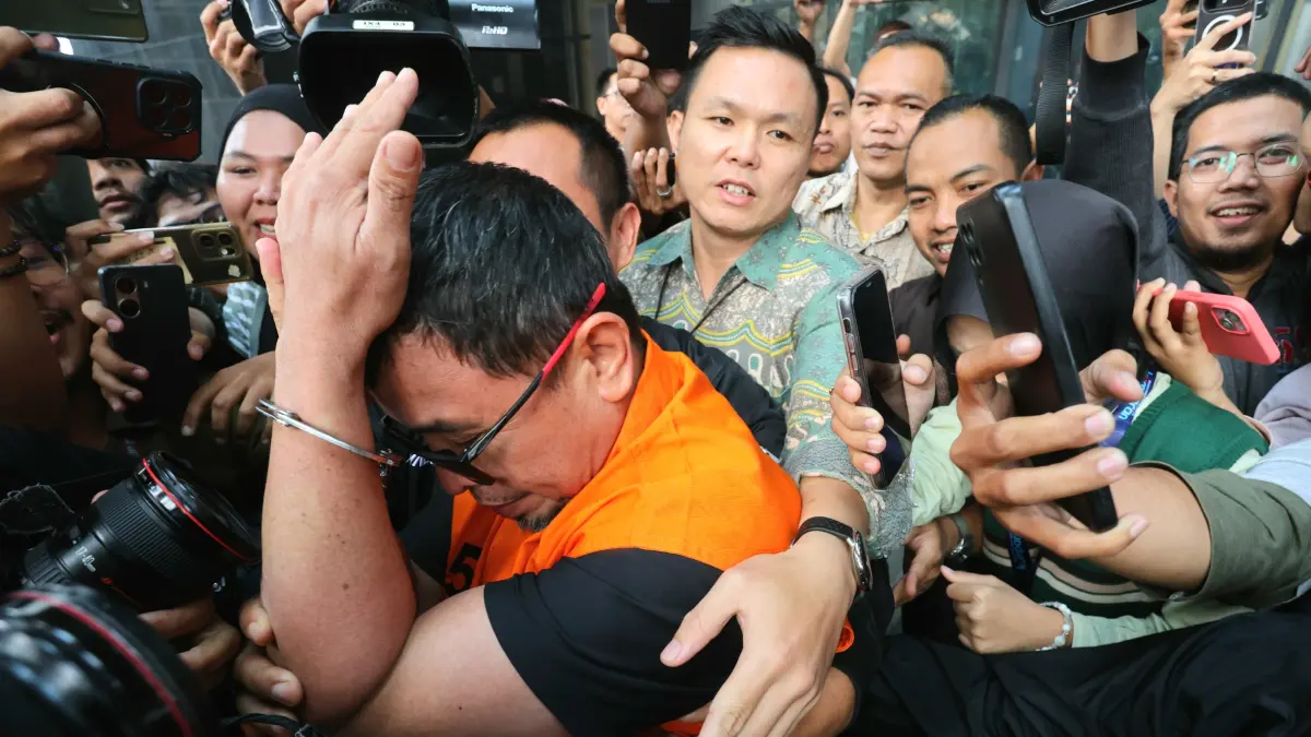 Bupati Bolaang Mongondow Utara, Sirajudin Lasena resmi di tahan usai terjaring OTT KPK, Jakarta, Selasa (22/9/2026). (Dery Ridwansah/ JawaPos.com)