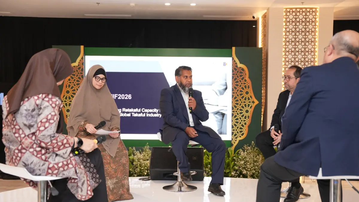 Sudirman Hamzah – Malaysian Insurance and Takaful Brokers Association (MITBA), Hassanal Bukhari Abdullah – Retakaful Labuan Reinsurance, Tati Febriyanti – PT Reasuransi Syariah Indonesia, Zubair Miah JENOA Insurance & Risk membahas penguatan kapasitas rea
