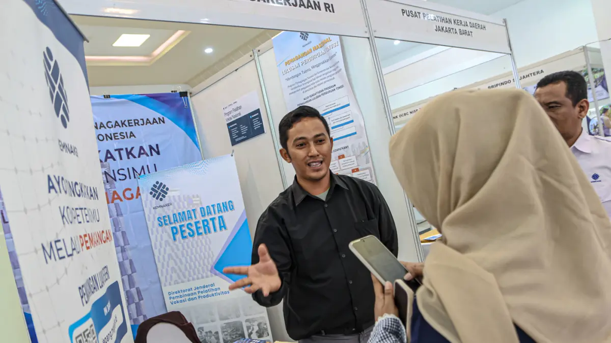Sudin Nakertransgi Jakarta Barat Gelar Bursa Kerja - Image