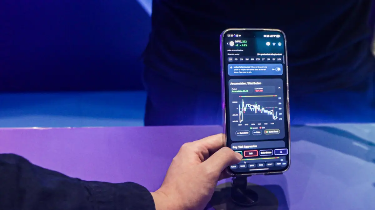 Revolusi Investasi dengan AI-Native Intelligence - Image