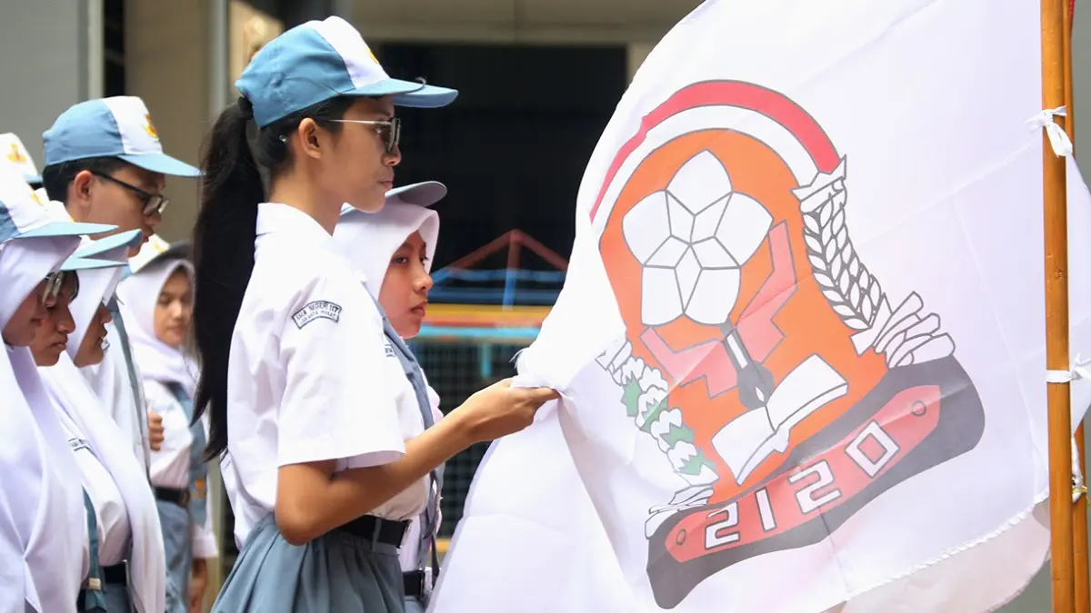 Pelantikan pengurus Organisasi Intra Sekolah (OSIS) di SMAN 117 Jakarta, Jumat (02/10/2026).
