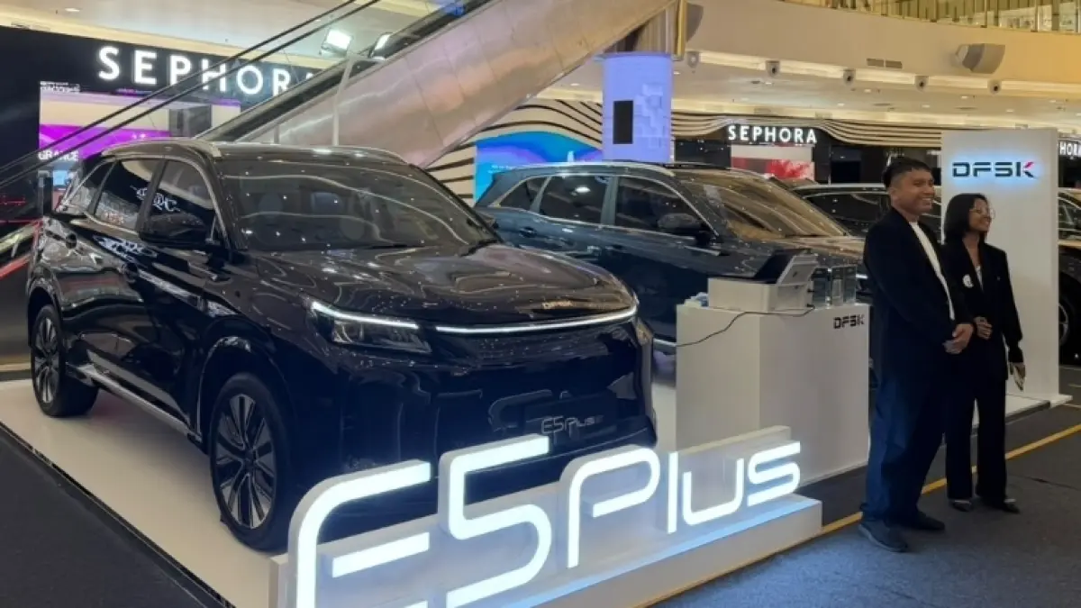 DFSK E5 Plus Mulai Serbu 50 Mall, Strategi Baru Hadapi Persaingan Mobil PHEV - Image
