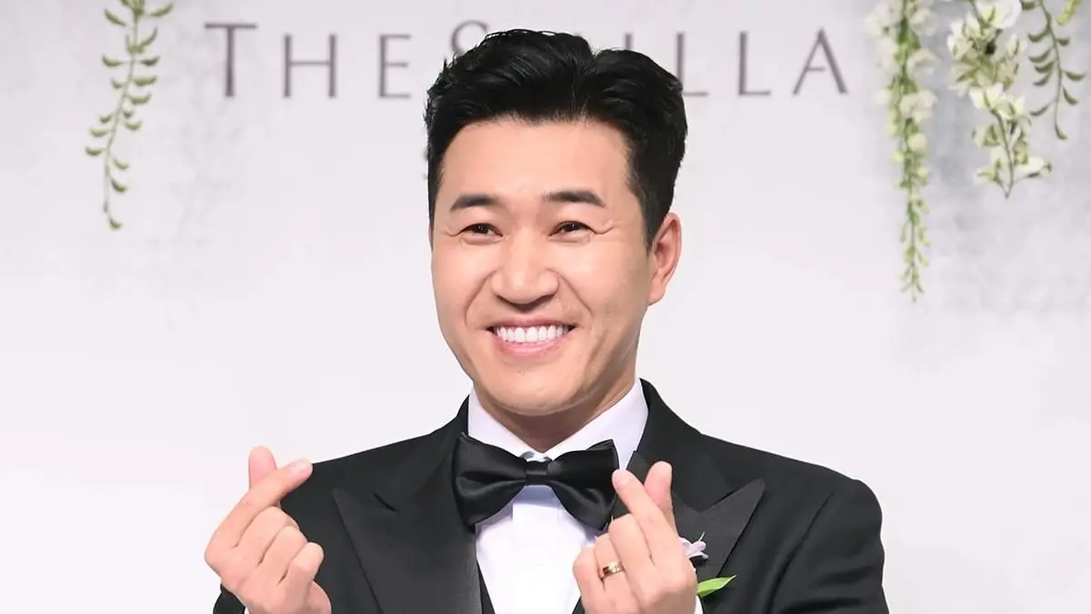 Kim jong min (X @soompi) - Image
