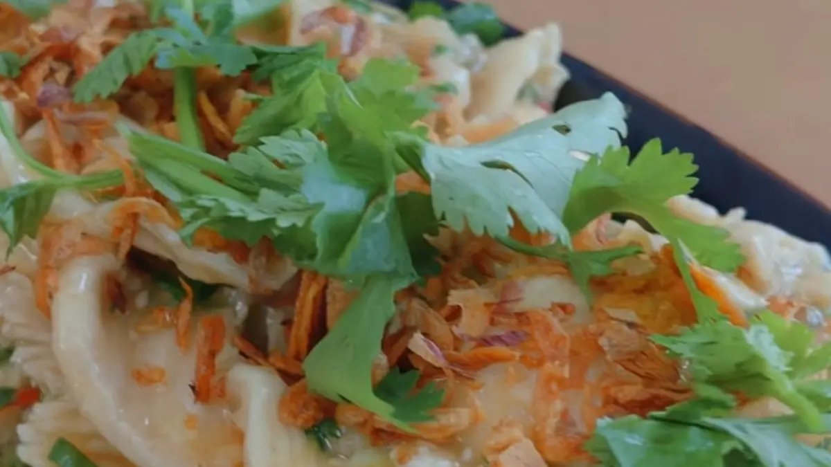 Potret ayam chili soy dengan saus gurih dan pedas. (Sumber: instagram.com/@willgoz) - Image