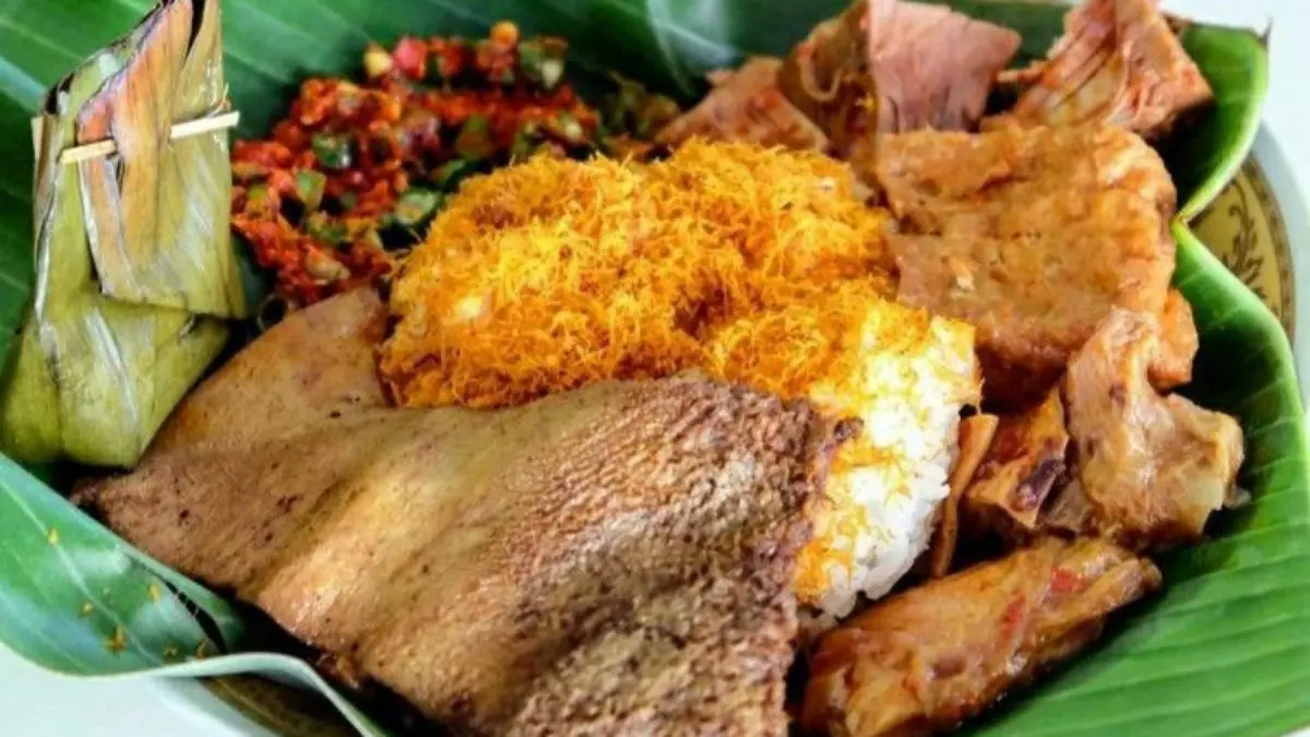 Ilustrasi kuliner Nasi Punel khas Pasuruan. (Radar Malang) - Image