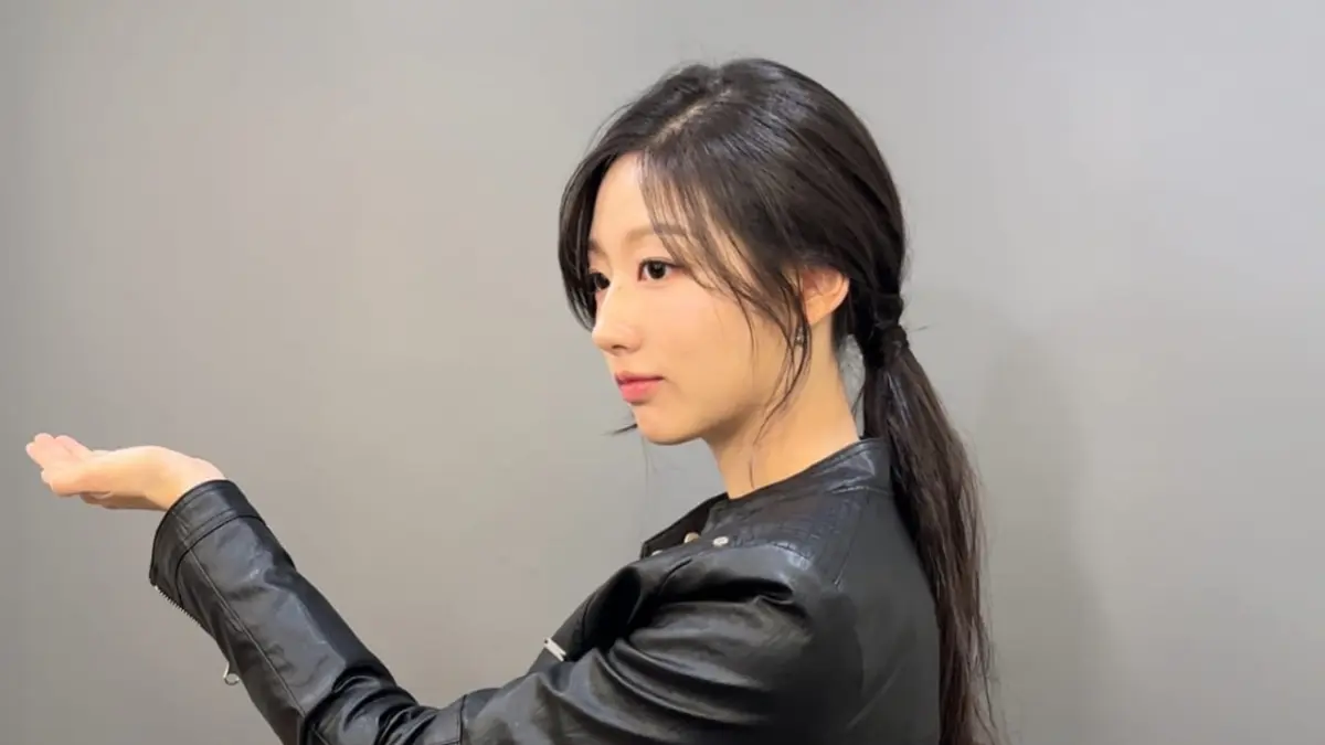 jeong yein (x @photoism_behind) - Image