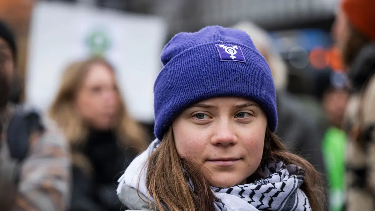 Aktivis lingkungan dan kemanusiaan, Greta Thunberg. (Britannica) - Image