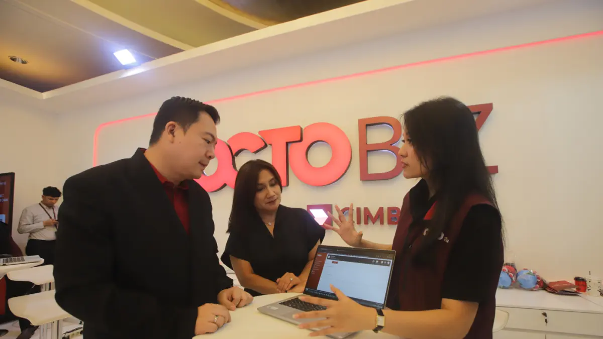 Pengunjung saat memadati booth CIMB Niaga Business Summit 2026.