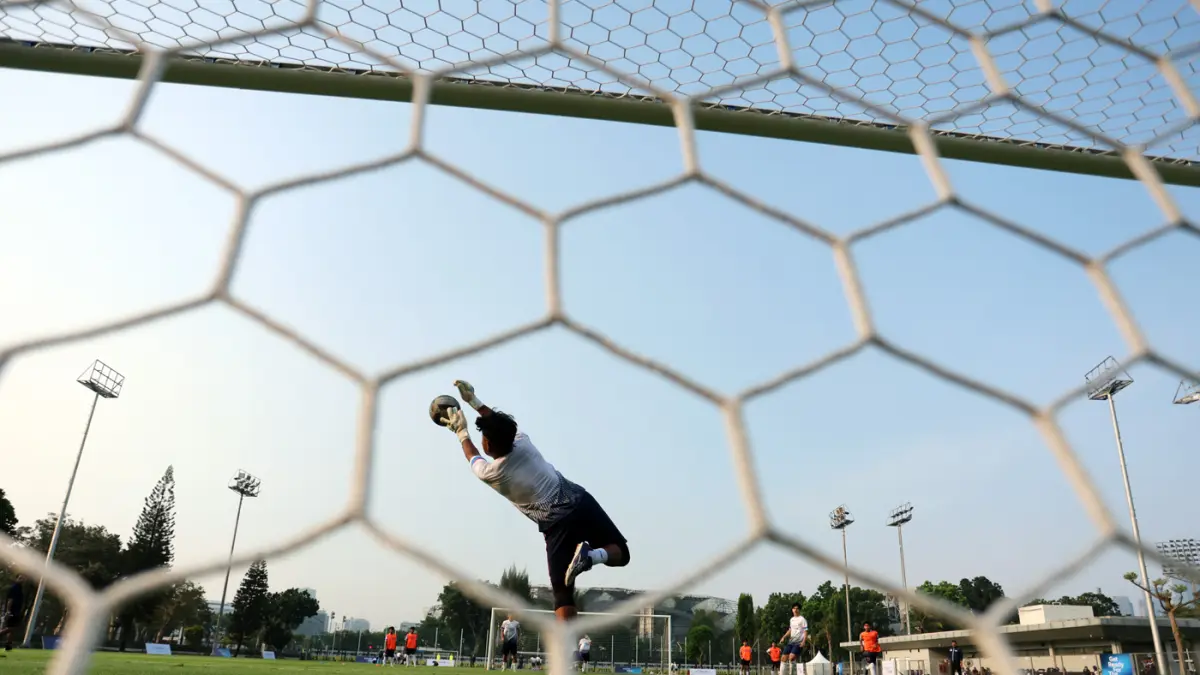 Mencari Talenta Muda Sepak Bola Indonesia Lewat Allianz MoveNow Camp Indonesia Edition 2026 - Image