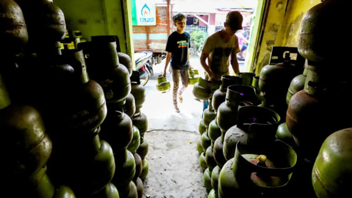 Subsidi-Kompensasi Energi Capai Rp 376,8 T, Separuhnya Dinikmati Warga Terkaya - Image