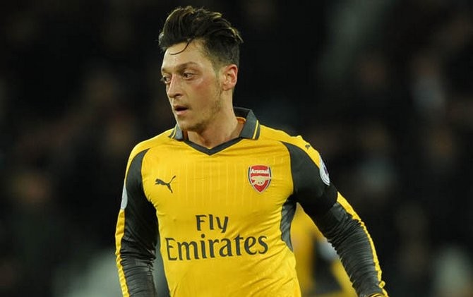 Mesut Oezil merupakan salah satu pemain terbaik Arsenal saat ini - Image