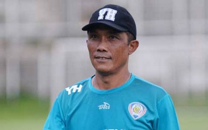 Pelatih Kiper Arema, Yanuar Hermansyah, punya satu syarat untuk calon penjaga gawang baru Arema FC. - Image