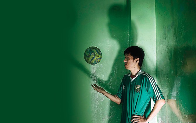 TERAKHIR: Suwito Ahong pernah memperkuat Persebaya pada musim 2002. - Image