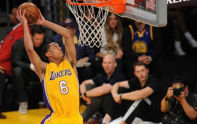 Jordan Clarkson membuat rekor poin tertinggi saat menghadapi Sixers - Image