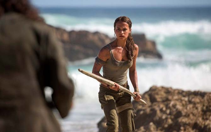 JAGOAN: Alicia Vikander sebagai Lara Croft. - Image