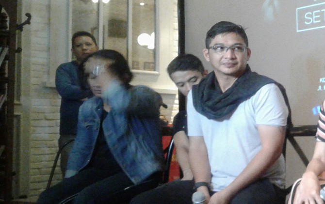 Pasha saat bersama Grup Band Ungu - Image