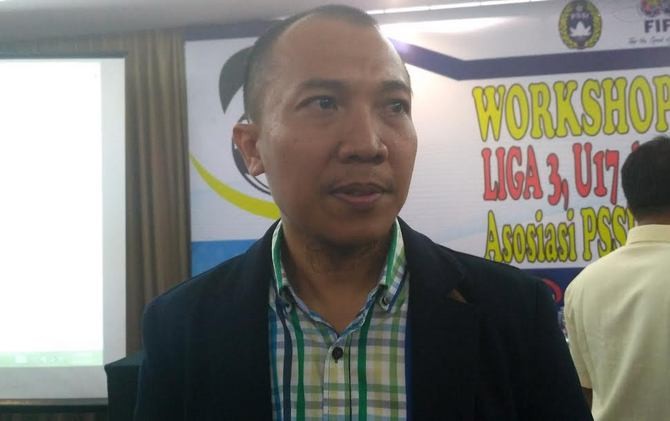 Sekretaris PSSI Jatim Amir Burhanuddin menjelaskan soal regulasi Liga 3. - Image