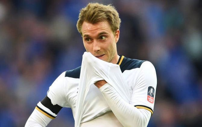Christian Eriksen dianggap pantas berkostum Barcelona - Image