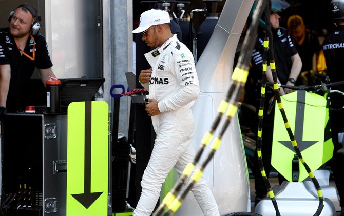 Lewis Hamilton tetap senang bisa finis di posisi ketujuh - Image