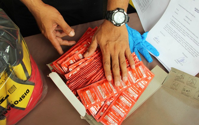 Kaum gay yang ditangkap Polres Metro Jakut - Image