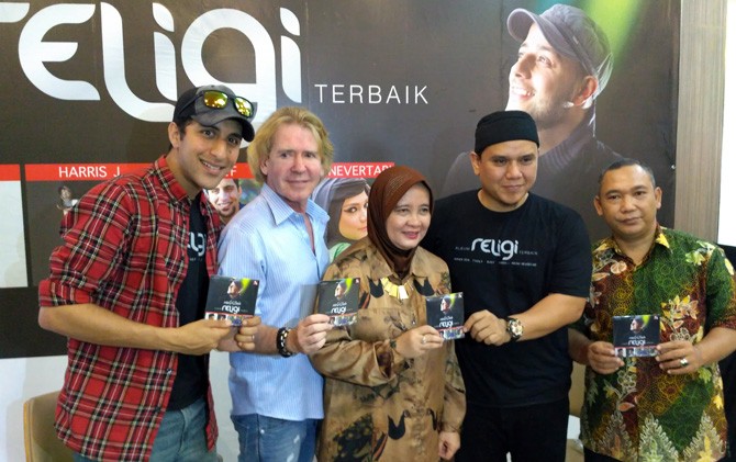 Peluncuran Album Religi Terbaik di kawasan Kemang, Jakarta Selatan, Rabu (24/5). - Image