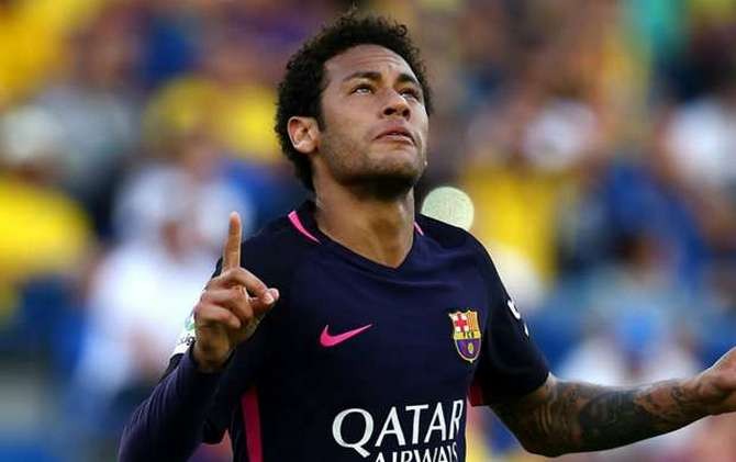 Neymar juga mengakui sangat ingin jadi pemain terbaik dunia - Image