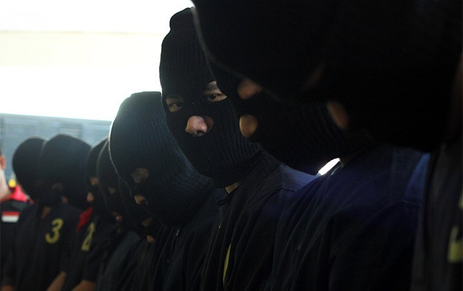 Para terduga pelaku pesta Gay diamankan Polres Jakarta Utara - Image