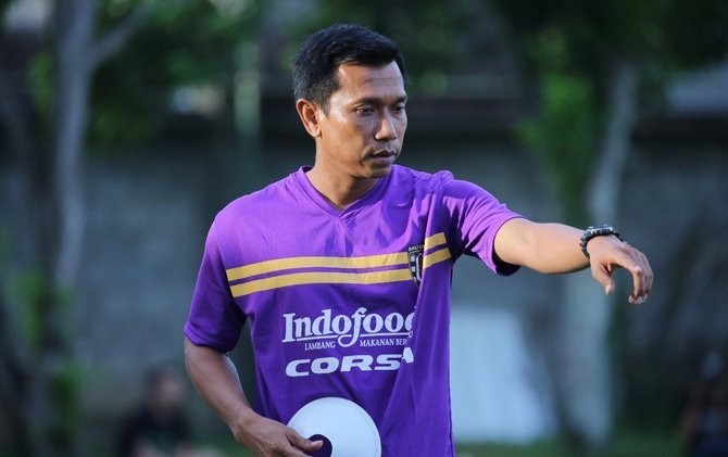 Widodo C Putro merasa Bali United terbantu dengan kebijakan yang dibuat PSSI tentang regulasi pemain U-23 - Image