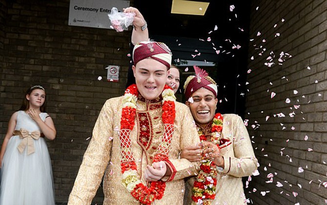 Sean Rogan dan Jahed Choudhury - Image
