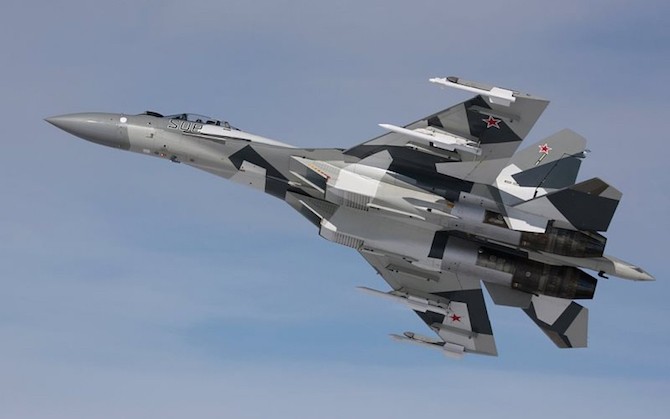 Pesawat Tempur Sukhoi SU-35. - Image