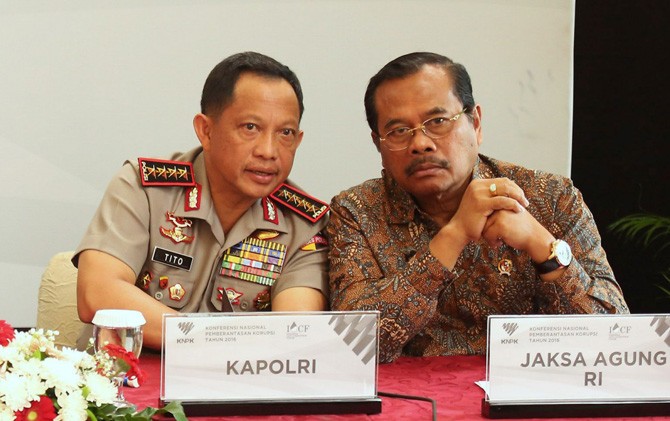 Jaksa Agung HM Prasetyo kala bersama Kapolri Jenderal Tito Karnavian - Image