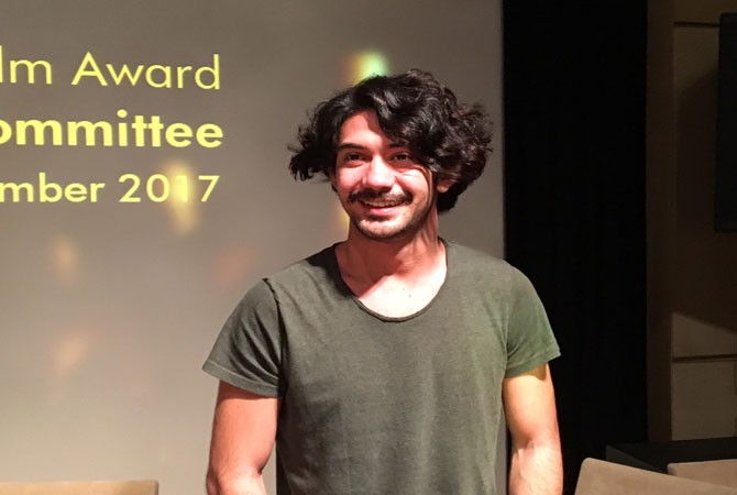Aktor Reza Rahadian. - Image