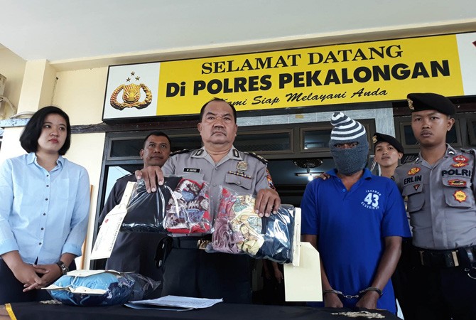 Pelaku pencabulan anak kandung ditangkap Polres Pekalongan. - Image