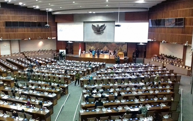 Ilustrasi Rapat Paripurna - Image