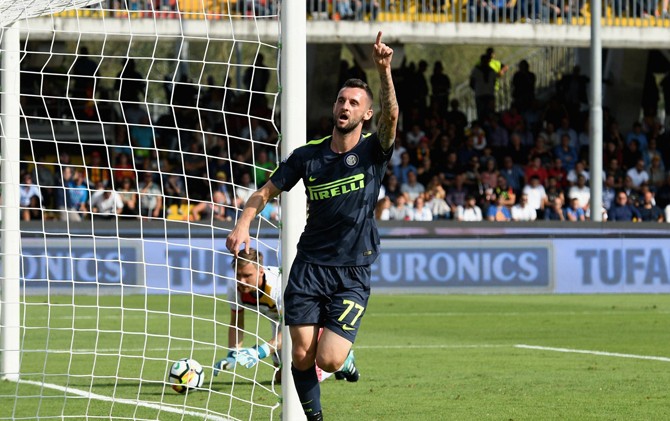 Marcelo Brozovic mencetak dua gol saat Inter Milan menang 2-1 di kandang Benevento - Image
