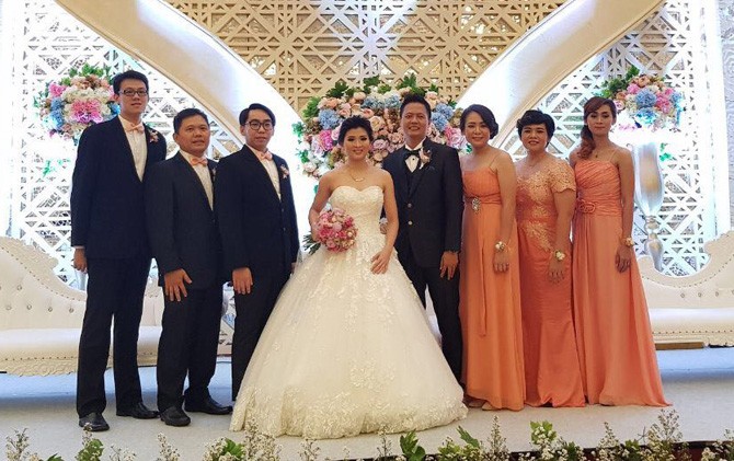 Debby Susanto melangsungkan pernikahan pada Sabtu (21/10) - Image