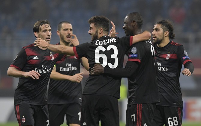AC Milan kembali menang 5-1 atas Austria Wien dan memastikan tiket 32 besar Liga Europa 2017-2018 - Image
