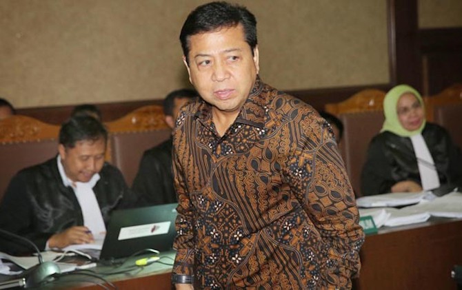 Ketua DPR Setya Novanto dikabarkan kembali menyandang status tersangka, setelah KPK mengeluarkan sprindik baru terkait kasus korupsi e-KTP. - Image