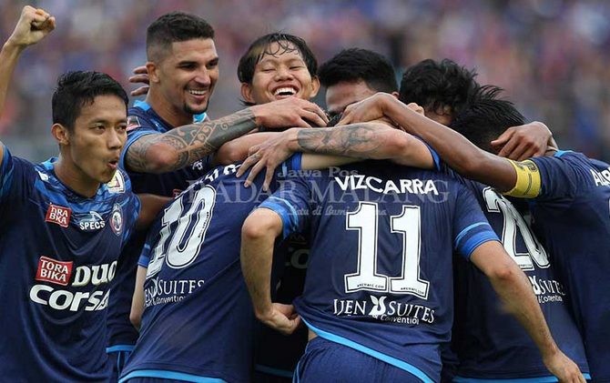 Arema sukses hancurkan Semen Padang di Kanjuruhan. - Image