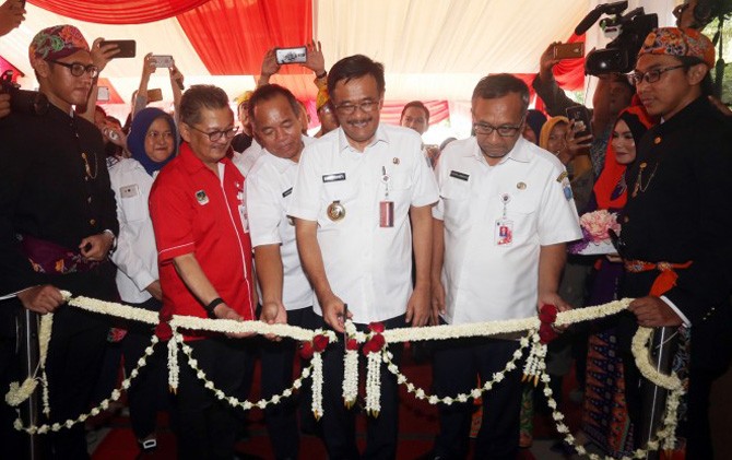 Mantan Gubernut DKI Jakarta Djarot Saiful Hidayat - Image